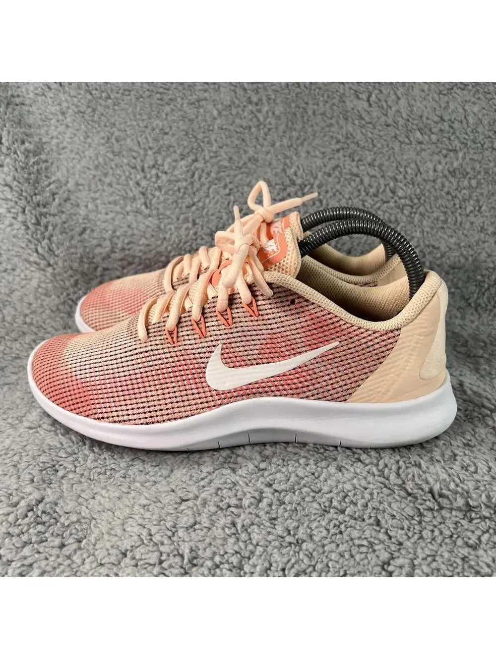 Nike Flex 2018 RN / 6.5Y / Pink Peach 6.5 youth running gym